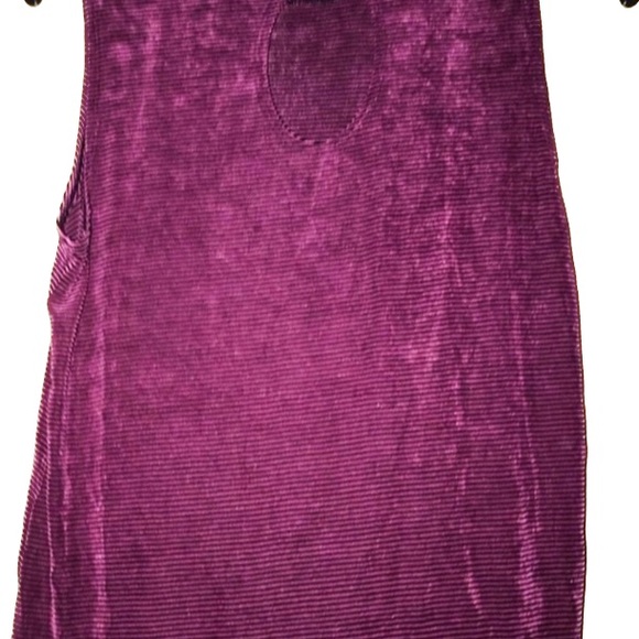 Women top..NWOT - Picture 2 of 5